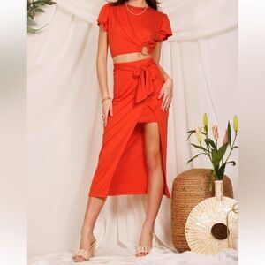 NWT Endless Blu. Floral wrap midi skirt size Small